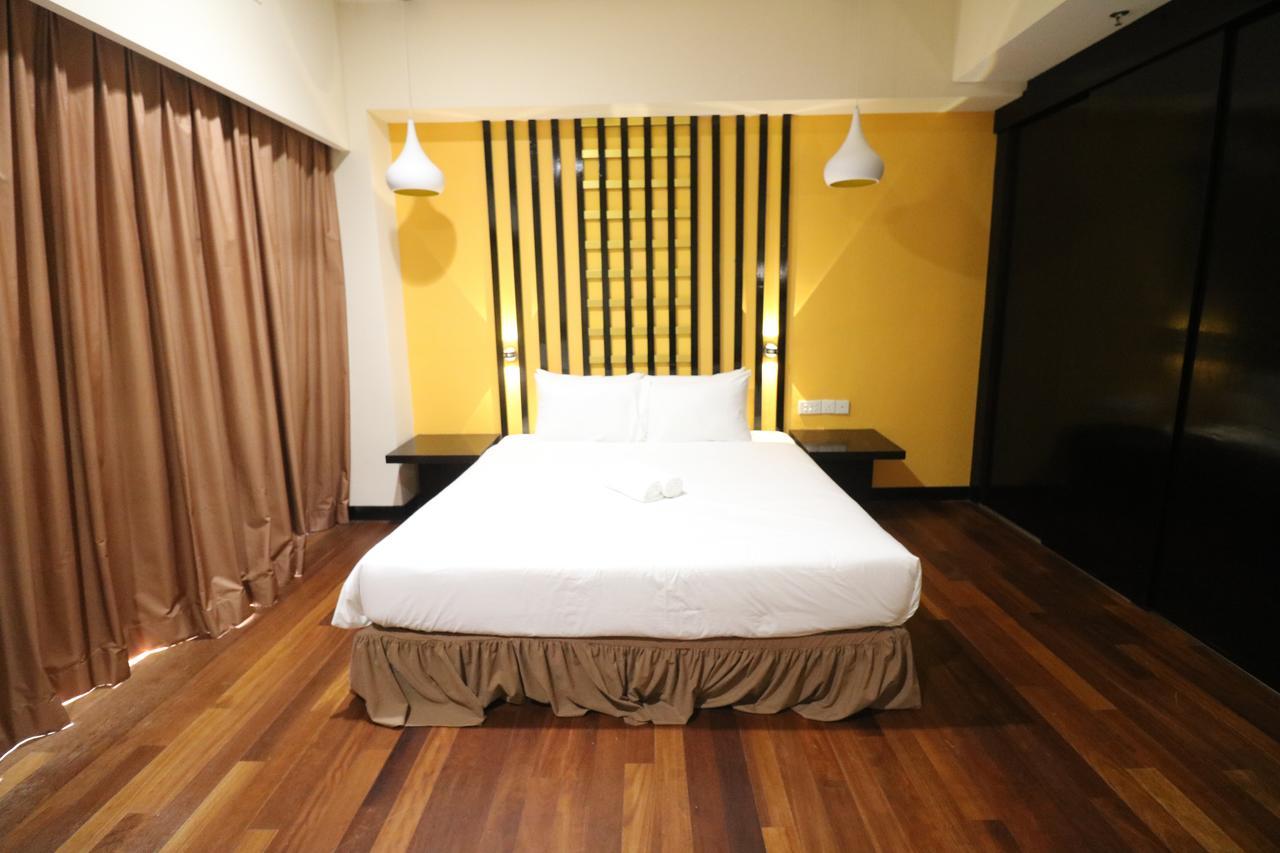 Millennium Suite At Pyramid Tower Петалинг Джая Екстериор снимка